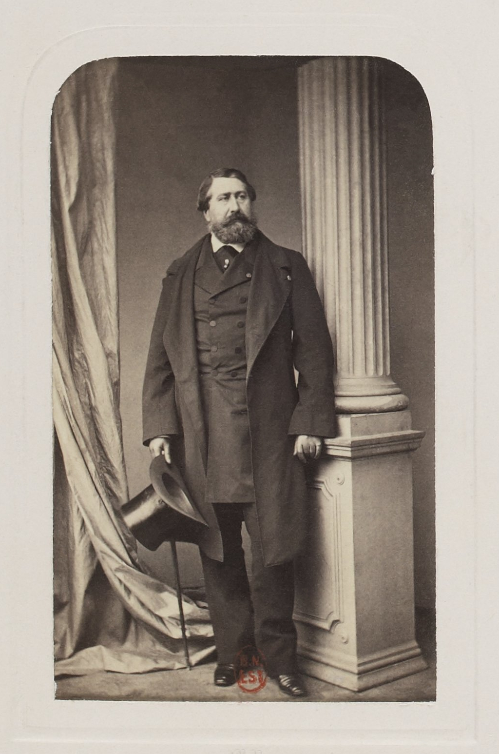 Newton of Descartes?